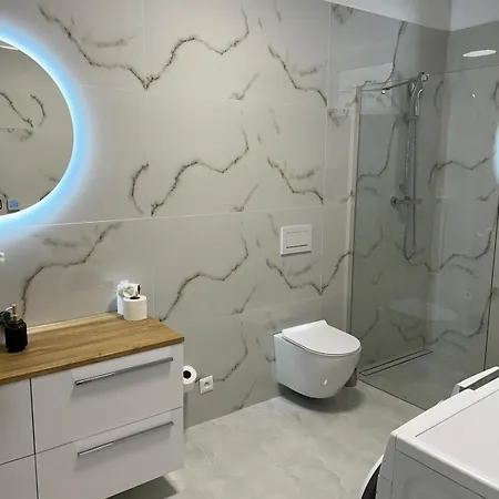 Lägenhet 365 Vajana & Jacuzzi, Wallbox, Free Parking