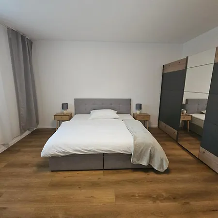 Appartamento 365 Vajana&jacuzzi, Wallbox, Free Parking