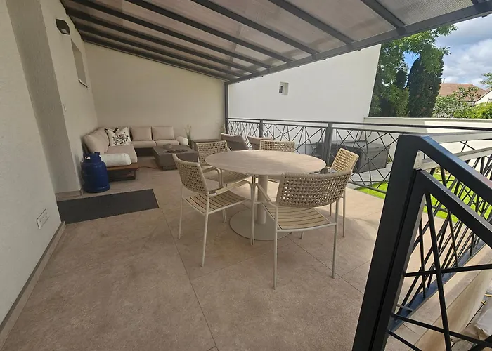 365 Vajana & Jacuzzi Appartement